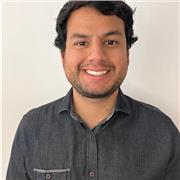 Artista escénico con más de 3 años de experiencia en docencia teatral teórica y práctica.